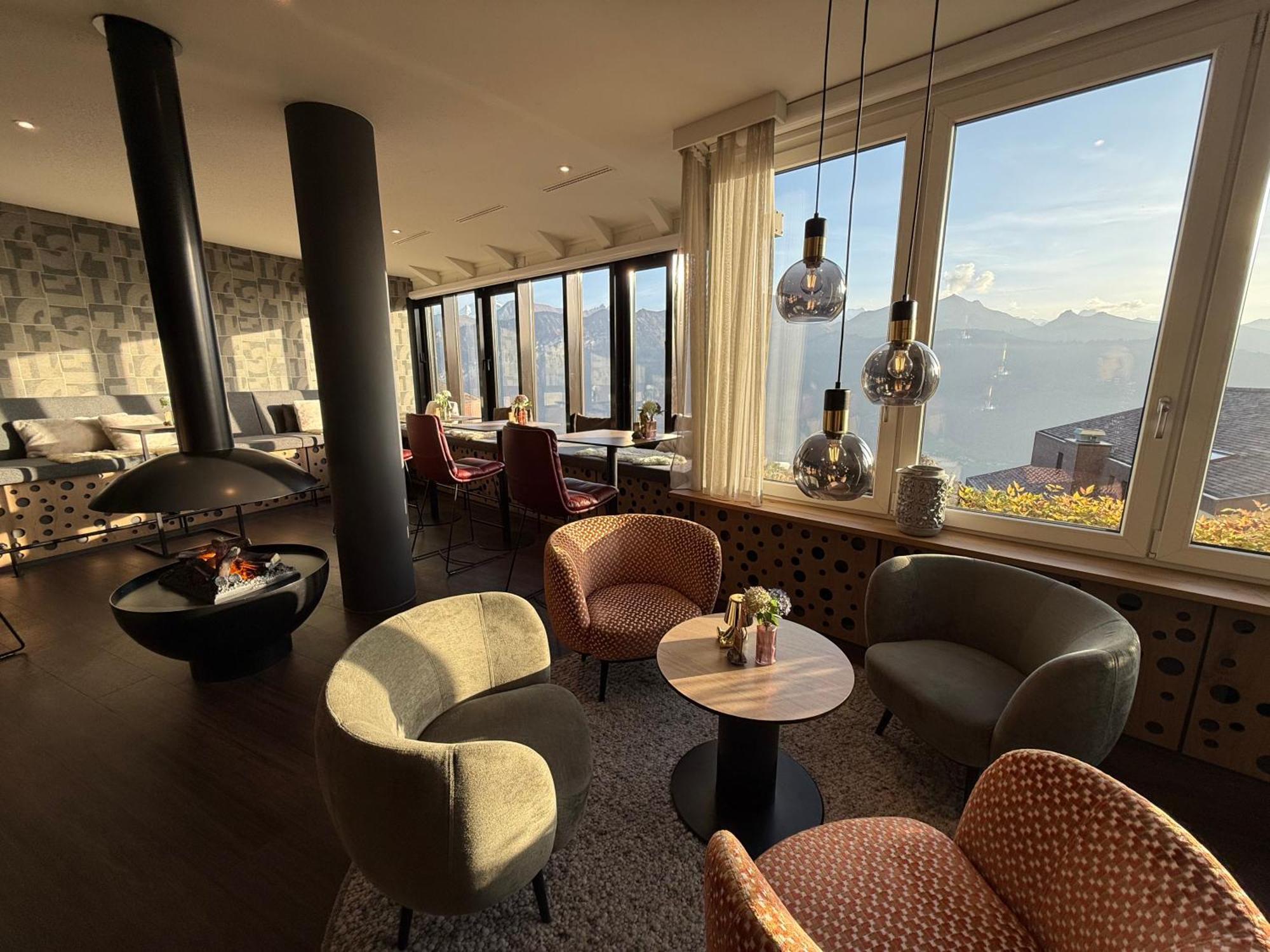 Wohnung Mit See Und Bergsicht Im Vier Sterne Hotel Beatenberg Exteriör bild